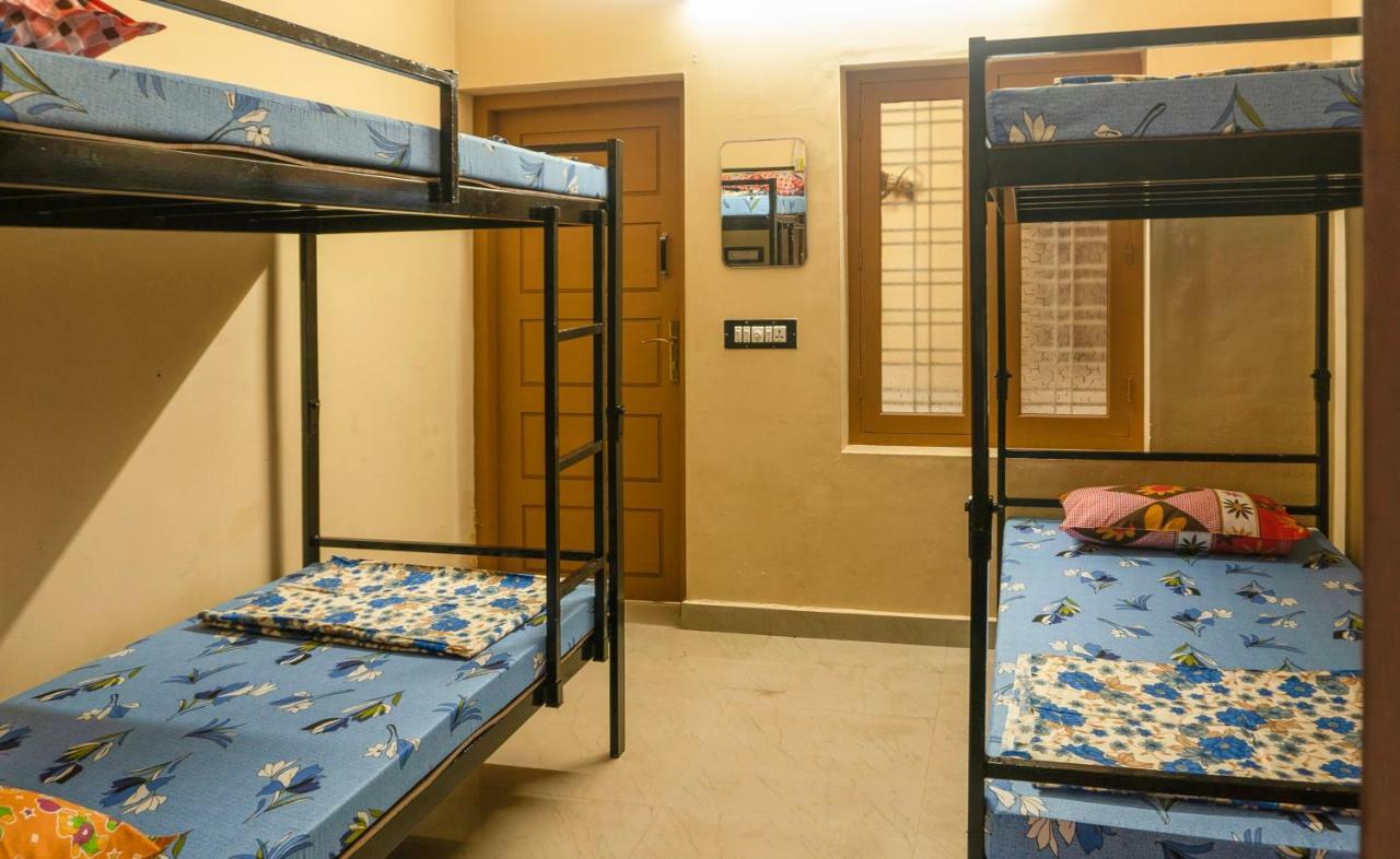 Alappuzha Aramana Holiday Inn المظهر الخارجي الصورة