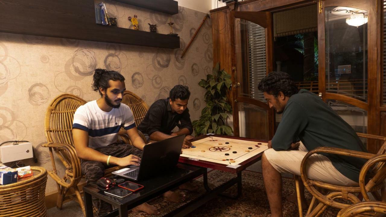 Alappuzha Aramana Holiday Inn المظهر الخارجي الصورة