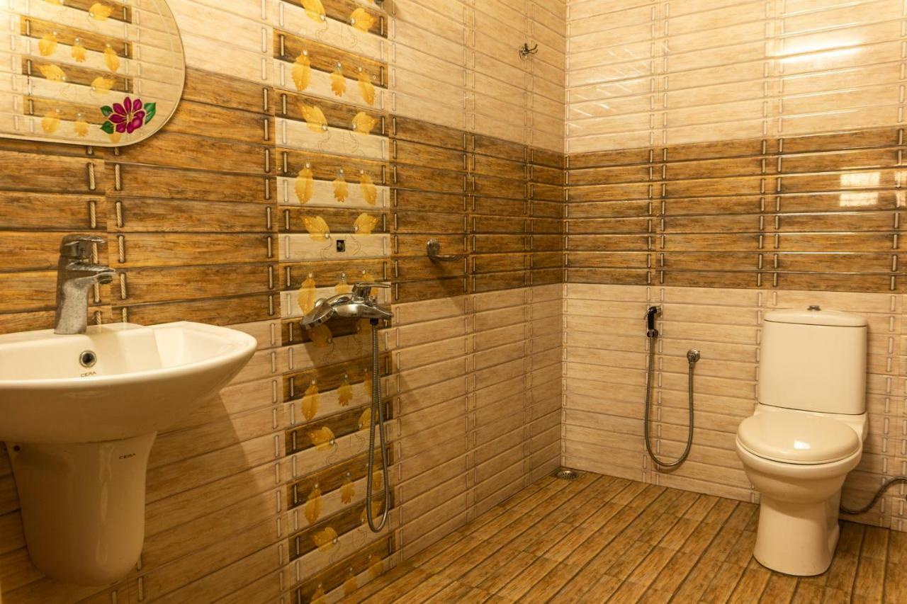 Alappuzha Aramana Holiday Inn المظهر الخارجي الصورة